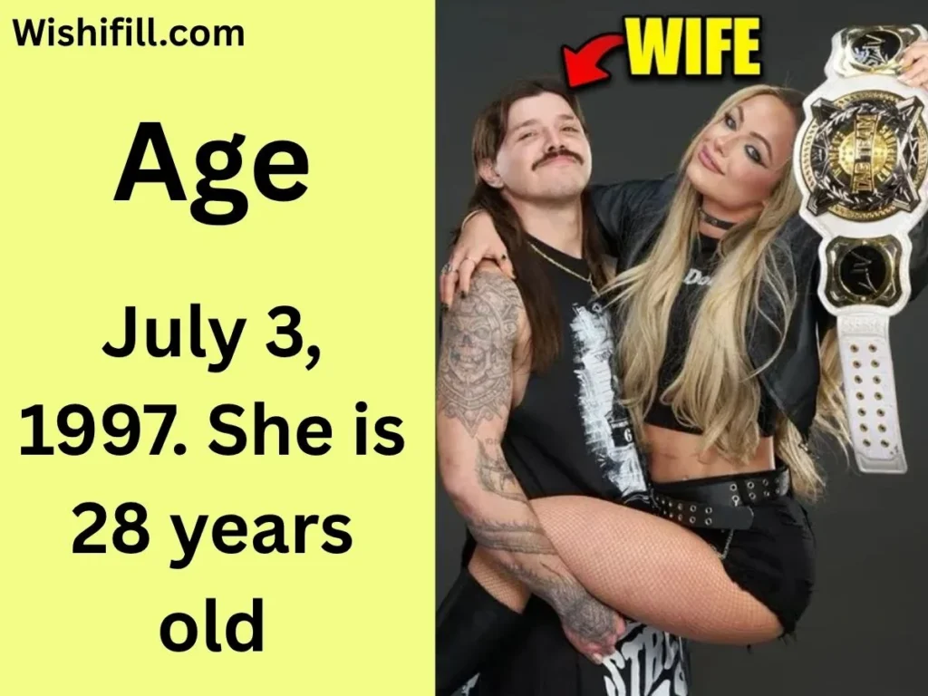 Dominik Mysterio Wife Age